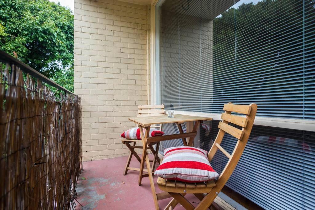 Elwood Beach Apartment Melbourne Exterior photo